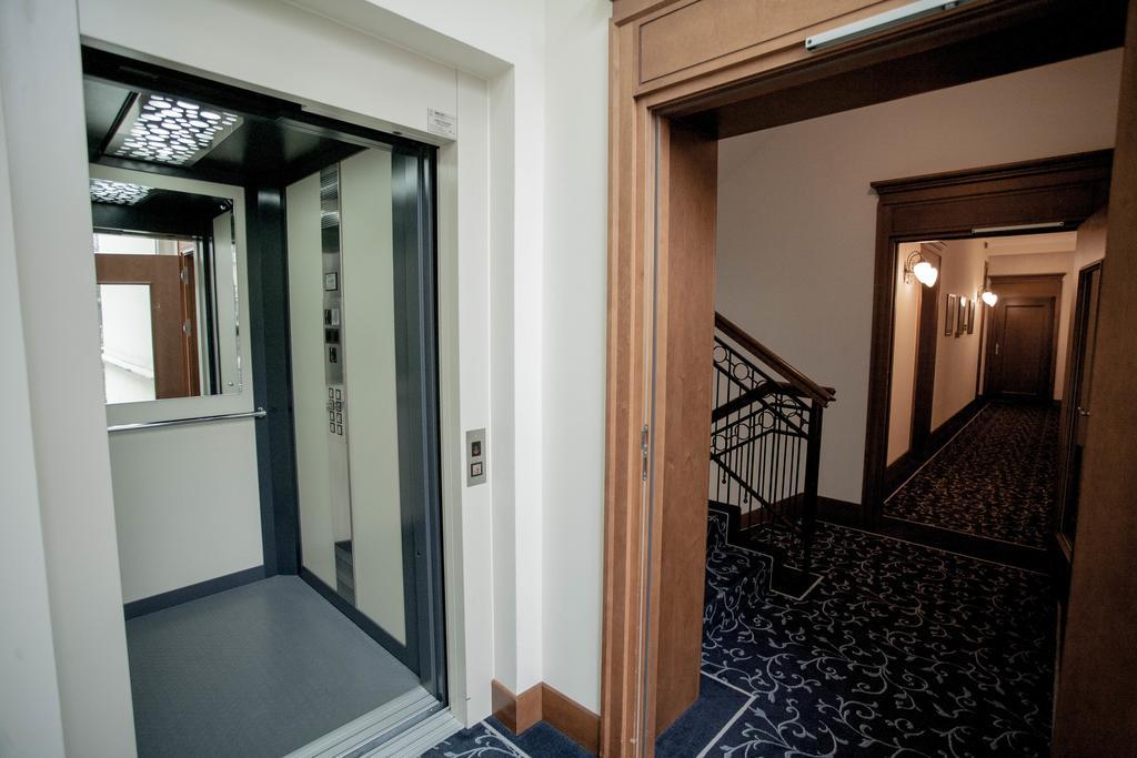 Apartament Artis *
