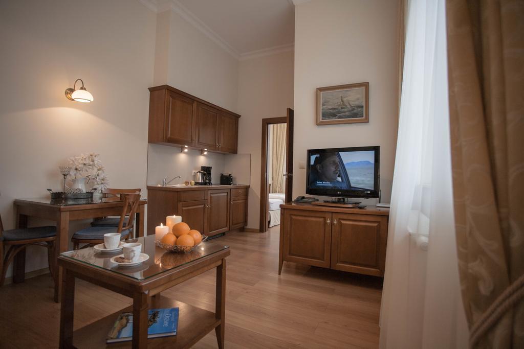Apartament Artis *